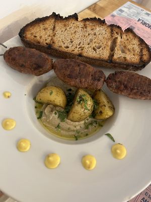 Iran: Koftas con Baga banush y mostaza al agave at La Tia Carlota in Madrid