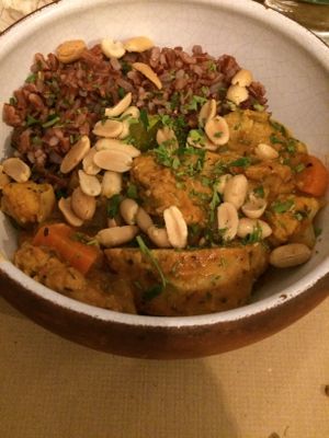 "Senegal" - mafe con heura, arroz salvaje y salsa de cacahuetes at La Tia Carlota in Madrid