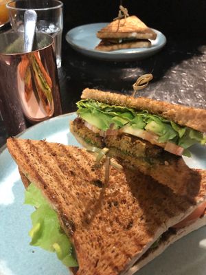 Vegan sandwich = yum! at hjá höllu in Grindavik