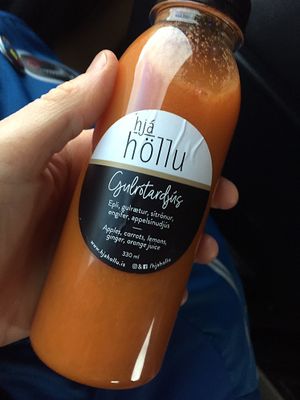 Juice! at hjá höllu in Grindavik