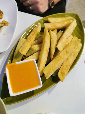 Aubergines with salmorejo at Séptimo Arte in Conil De La Frontera