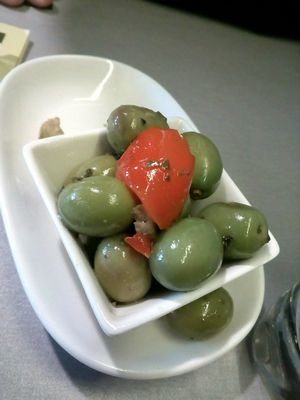complimentary olives at Séptimo Arte in Conil De La Frontera