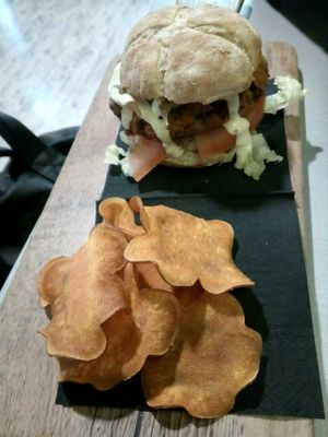 vegan burger at Séptimo Arte in Conil De La Frontera