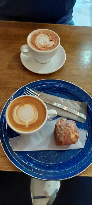  at Granknot Coffee in Osaka