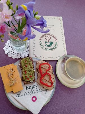 Veganes Frühstück  at Cafe Tomorrow in Linz Am Rhein