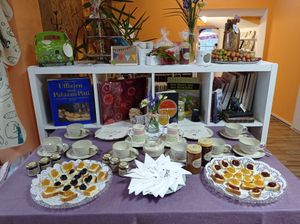 Verkostung hausgemachter Fruchtaufstriche  at Cafe Tomorrow in Linz Am Rhein