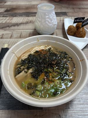 Vegan miso ramen from The Ramen Bowl!  at Foodhallen in Amsterdam