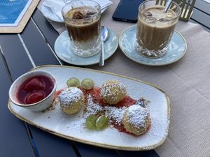 Eiskaffee und Knödel   at Veganeeta Home in Balatonalmadi