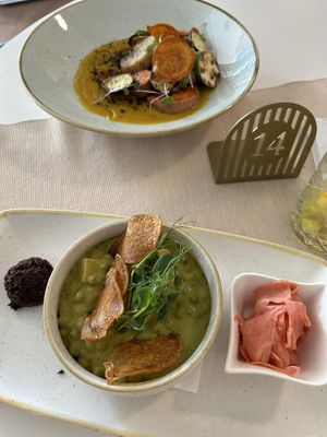 Sweet potato steak and Thai-style green curry at Veganeeta Home in Balatonalmadi