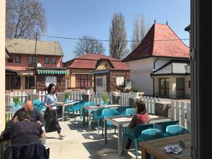 Terrace at Veganeeta Home in Balatonalmadi