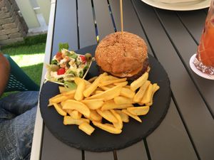 Hamburger at Veganeeta Home in Balatonalmadi