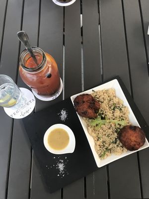 Házi limonadé and Tabbouleh at Veganeeta Home in Balatonalmadi