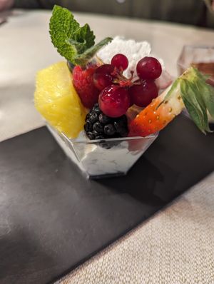 Pavlova from the trio at Osteria Caffe Monte Baldo in Verona