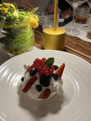 Pavlova (wow!!)  at Osteria Caffe Monte Baldo in Verona