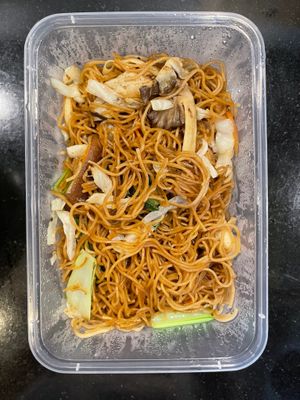 1x   N35. Fried Mee Shua 炒面线	  RM 10.00	
         Without Egg 无蛋 at Tze Ern Vege Restaurant 慈恩素食 in Kuala Lumpur