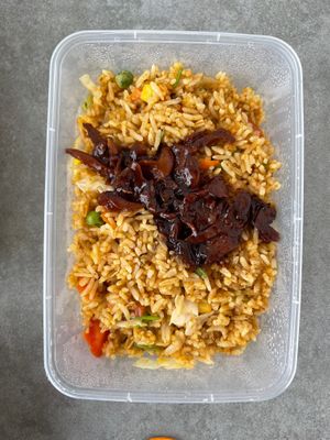 R4. Tom Yam Fried Rice 东炎炒饭   RM 10.20 
         Without Egg 无蛋 at Tze Ern Vege Restaurant 慈恩素食 in Kuala Lumpur