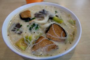 Mock fish soup, stir fried tofu, rice noodles, vegetables, ginger, lemon (I think). at Tze Ern Vege Restaurant 慈恩素食 in Kuala Lumpur