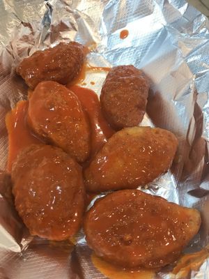 Vegan Meatless Buffalo Chicken at A Slice of Heaven in Wareham