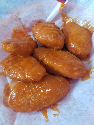 Vegan buffalo wings at A Slice of Heaven in Wareham