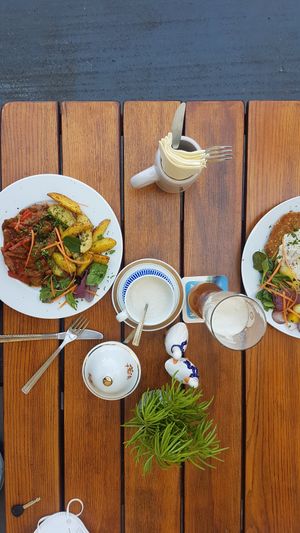 Gulasch mit Ofenkartoffeln at Gasthof Falkenhorst in Burig