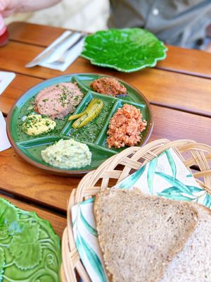 Vorspeisenteller at Gasthof Falkenhorst in Burig