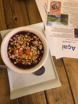 Acai bowl at Oliveira in South West London