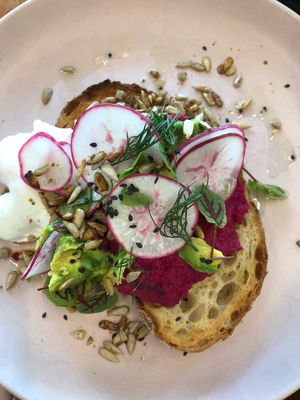 Beetroot and avo smash at Kickaboom in Glenbrook