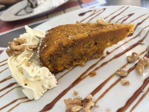 Bizcocho de zanahoria  at La Cachopería in Aviles