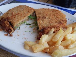 take a look at the green seaweed filling at La Cachopería in Aviles