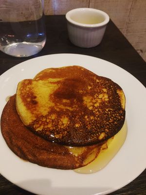 Chickpea pancakes at Urban Greenhouse in Panama City
