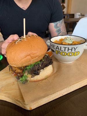 Mundial Burger - Bean burger, mushrooms, veggies, platain  at Urban Greenhouse in Panama City