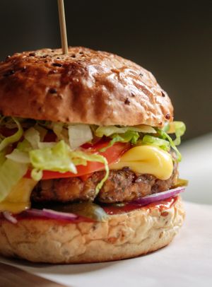 Cheeseburger at Spot in Novi Sad