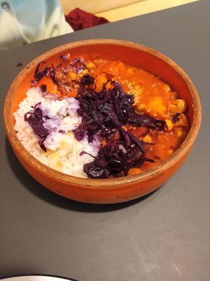 Vegan stew at Schadzi Cafe in Linz