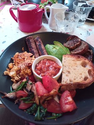 The Big One -} Delicious at Hunter Gatherer in Portsmouth