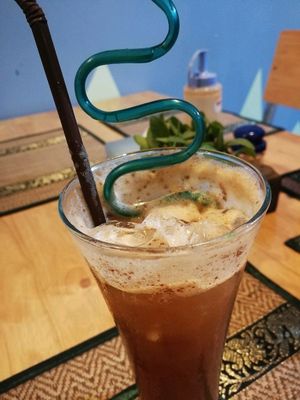 apple juice with cinnamon at Vegetal Wonder in Siem Reap