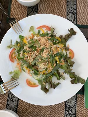 Khmer salad at Vegetal Wonder in Siem Reap