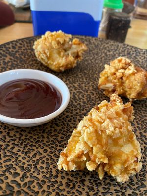 Cauliflower ‘wings’ at Vegetal Wonder in Siem Reap