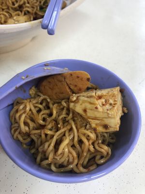 mala $11.70 ($2 per 100g) 👍🏻👍🏻 (sausage is good!) at SHU Vegetarian 蔬方斋 - Hougang in Northeast Singapore