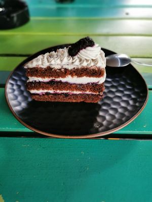 Lavender cake (cooked, not raw) at Coolinart in Bucharest