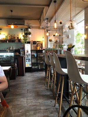 Pace inside  at Coolinart in Bucharest