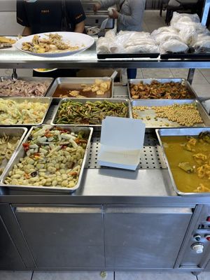other part of the buffet   at Cài Jì Zhuàn Shū Shí Fāng 蔡記饌蔬食坊 in Penghu