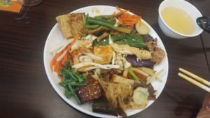 Delicious! at Cài Jì Zhuàn Shū Shí Fāng 蔡記饌蔬食坊 in Penghu