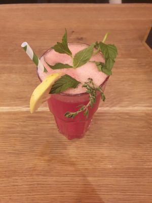 Wassermelonen-Limo at Vrohstoff in Wurzburg