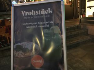Sign at Vrohstoff in Wurzburg