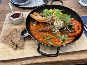 Englisches Frühstück   at Vrohstoff in Wurzburg