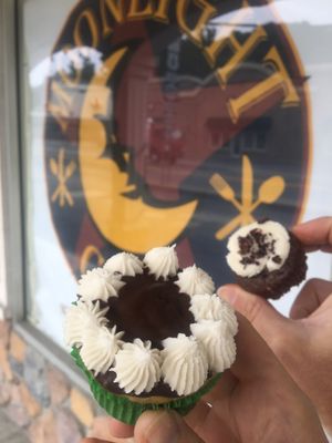 Vegan cupcakes at Moonlight Cafe in Brewster