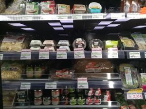 Vegan Jay&Joy cheezes at Biocoop in Wattignies