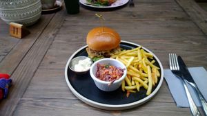 Cheezeburger at Wild and Wild in Congleton
