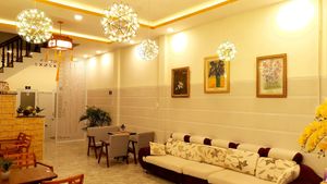 Reception at Loving Hut Amoura in Tan Thien