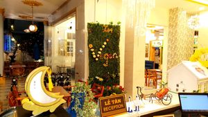 Reception at Loving Hut Amoura in Tan Thien